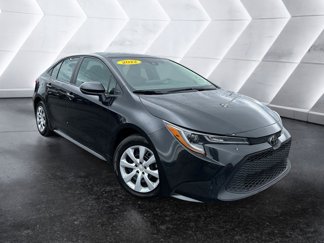 Used 2022 Toyota Corolla LE image 1