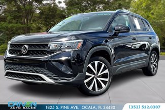 Used 2022 Volkswagen Taos SE image 1