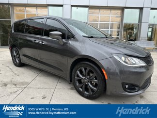 Used 2020 Chrysler Pacifica Touring w/ S Appearance Package image 1