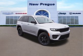 New 2025 Jeep Grand Cherokee Altitude image 1