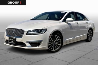 Used 2019 Lincoln MKZ Premiere image 1