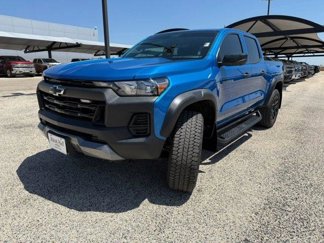 Used 2024 Chevrolet Colorado Trail Boss w/ Technology Package image 1