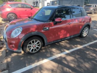 Used 2015 MINI Cooper 4-Door Hardtop image 1