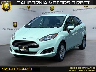 Used 2017 Ford Fiesta SE image 1