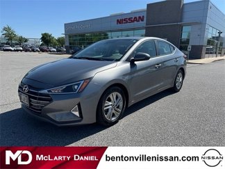Used 2019 Hyundai Elantra SEL image 1