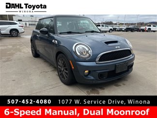 Used 2011 MINI Cooper S image 1