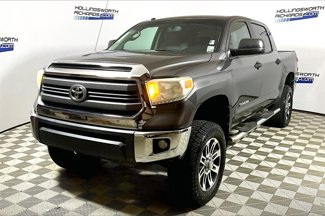 Used 2015 Toyota Tundra SR5 image 1
