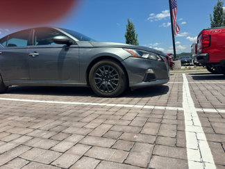Used 2020 Nissan Altima 2.5 S image 1