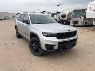 Used 2021 Jeep Grand Cherokee L Laredo image 1