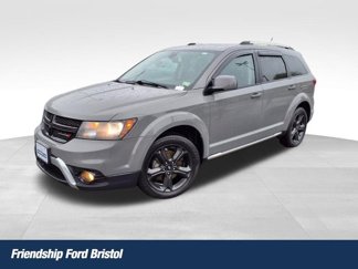 Used 2019 Dodge Journey Crossroad image 1