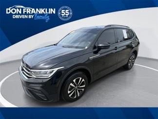 Used 2022 Volkswagen Tiguan S image 1