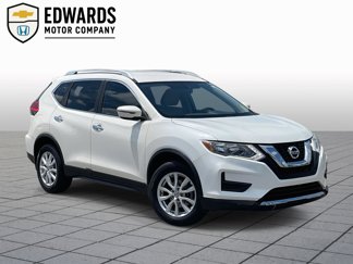 Used 2017 Nissan Rogue SV image 1
