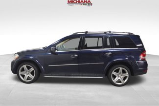 Used 2011 Mercedes-Benz GL 550 4MATIC image 1