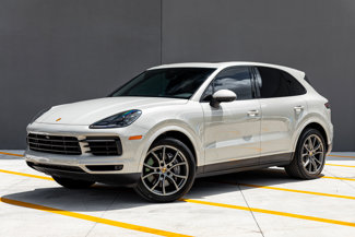 Used 2022 Porsche Cayenne image 1