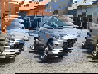 Certified 2022 Ford Escape SE w/ Convenience Package image 1