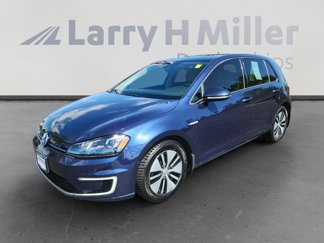 Used 2016 Volkswagen e-Golf SEL Premium w/ Driver Assistance Package image 1