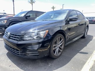 Used 2018 Volkswagen Passat 2.0T R-Line image 1