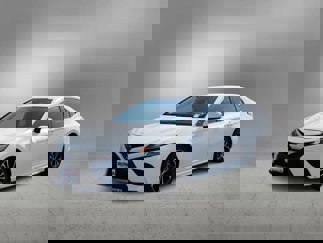 Used 2019 Toyota Camry L image 1