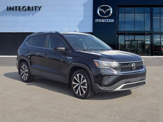 Used 2023 Volkswagen Taos SE image 1