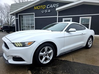 Used 2016 Ford Mustang Coupe image 1