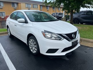 Used 2017 Nissan Sentra SV image 1