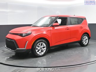New 2025 Kia Soul LX image 1