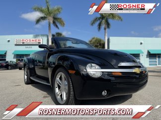 Used 2005 Chevrolet SSR w/ Preferred Equipment Group image 1