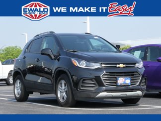 Used 2022 Chevrolet Trax LT w/ Driver Confidence Package image 1