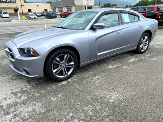 Used 2014 Dodge Charger SXT image 1
