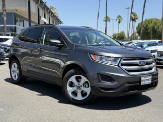 Used 2018 Ford Edge SE image 1