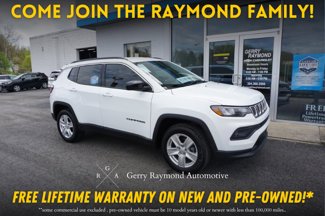 Used 2022 Jeep Compass Latitude image 1
