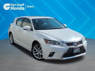 Used 2015 Lexus CT 200h image 1