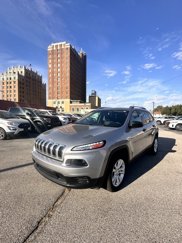 Used 2015 Jeep Cherokee Sport image 1