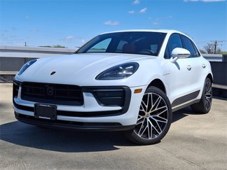 Certified 2024 Porsche Macan image 1