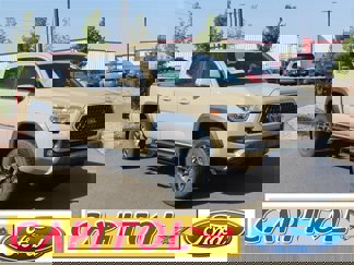 Used 2018 Toyota Tacoma TRD Off-Road image 1