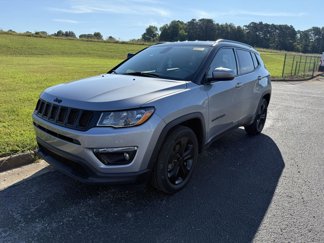 Used 2021 Jeep Compass Latitude image 1