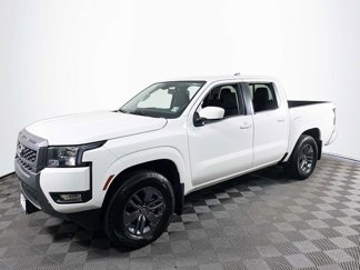 Used 2025 Nissan Frontier SV image 1