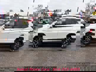 Used 2018 Volkswagen Tiguan SE image 1