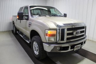 Used 2010 Ford F250 XLT image 1