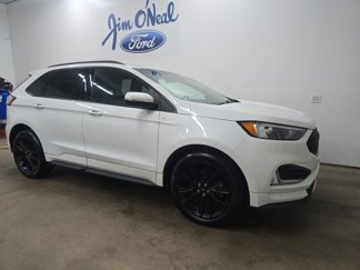 Used 2020 Ford Edge ST-Line w/ Cold Weather Package image 1