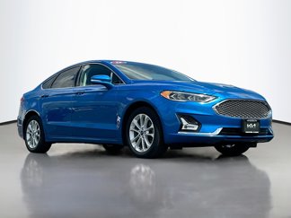 Used 2019 Ford Fusion Energi Titanium image 1