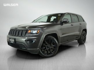Used 2017 Jeep Grand Cherokee Altitude image 1