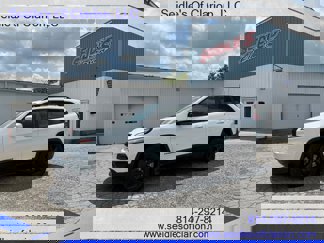 Used 2018 Jeep Cherokee Latitude w/ Altitude Package image 1