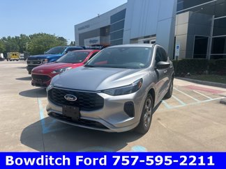 Used 2023 Ford Escape ST-Line w/ Tech Pack #1 image 1