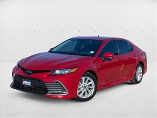 Used 2023 Toyota Camry LE image 1