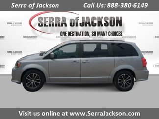 Used 2018 Dodge Grand Caravan GT image 1