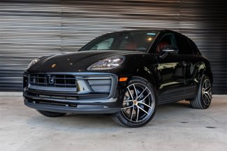 Used 2025 Porsche Macan image 1