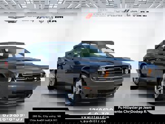 Used 2023 Dodge Challenger SXT image 1