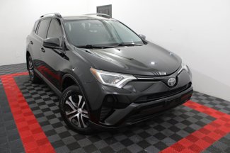 Used 2017 Toyota RAV4 LE image 1