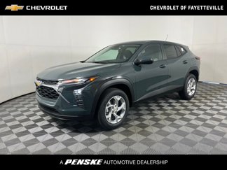 New 2025 Chevrolet Trax LS w/ LS Convenience Package image 1